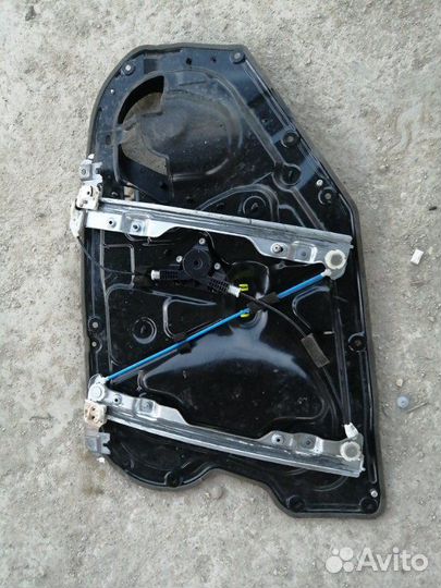 Стеклоподъемник передний левый Nissan Skyline V36