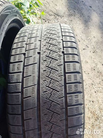 Triangle Snowlink TWT02 225/45 R19