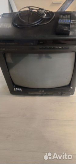 Телевизор и видеомагнитофон