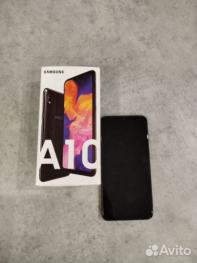 Samsung Galaxy A10, 2/32 ГБ