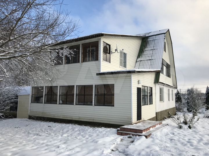 Дом 294,1 м² на участке 44 сот.