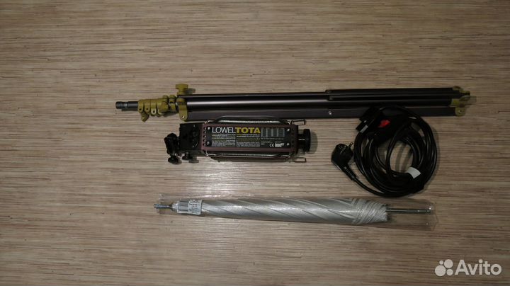 Lowel tota 800 осветитель для фото / видео съемки