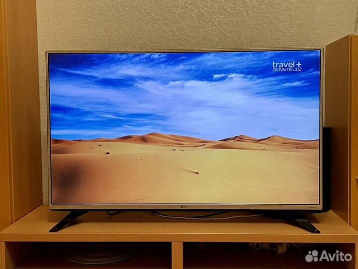 Телевизор LG 43UF690V