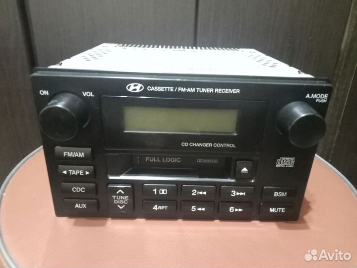 Автомагнитола Hyundai(кассетная,aux) H0460ED