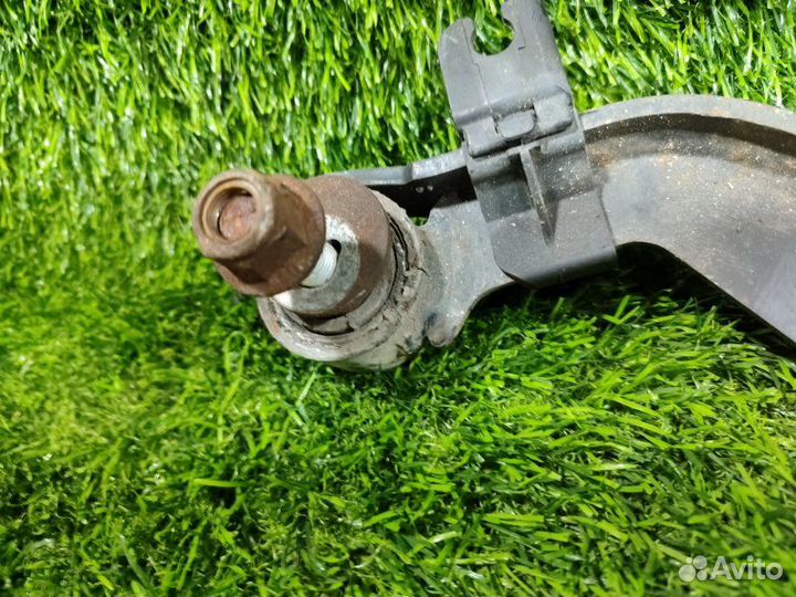 Рычаг задний правый Volkswagen Passat Cc 357 cbbb