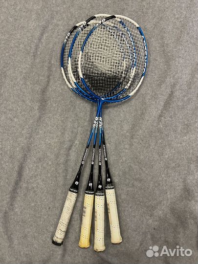 Ракетки и сетка для бадминтона