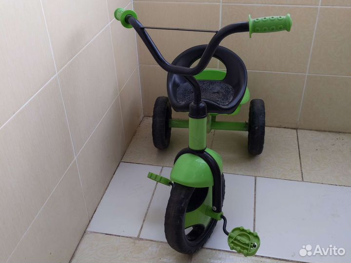 Велосипед 4х колесный 3-5 лет четырёхколесный