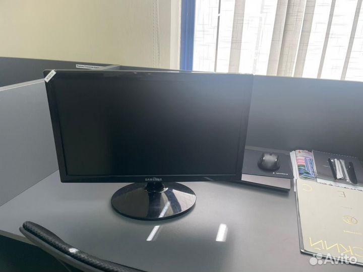 Моноблок Lenovo ThinkCentre