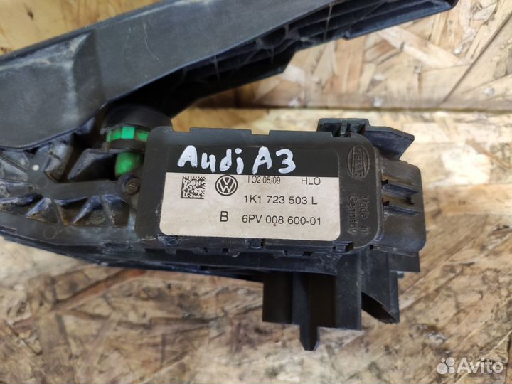 Педаль газа Audi A3 8P рестайлинг 2