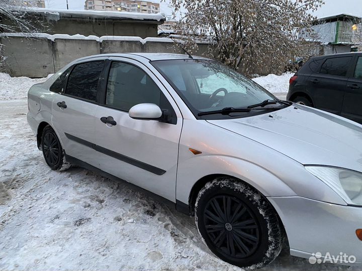 Ford Focus 2.0 AT, 2001, 270 000 км