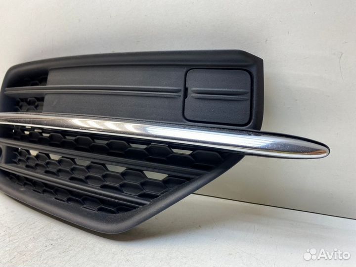 Решётка в бампер правая Volvo XC90 2015-2020
