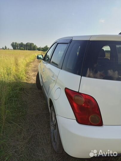 Toyota Ist 1.3 AT, 2003, 251 000 км