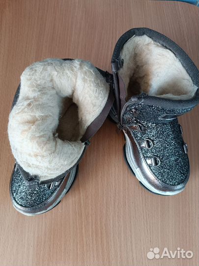 Ботинки зимние для девочки 22-23 размер