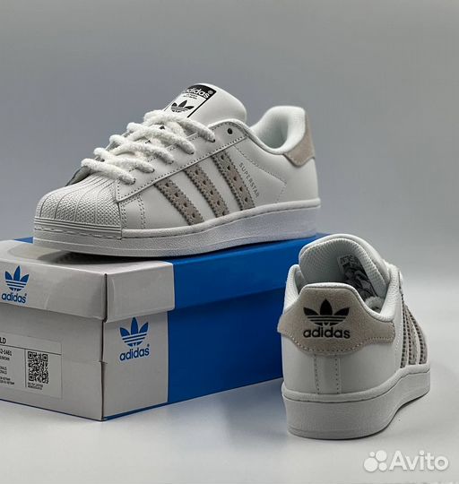 Adidas Superstar