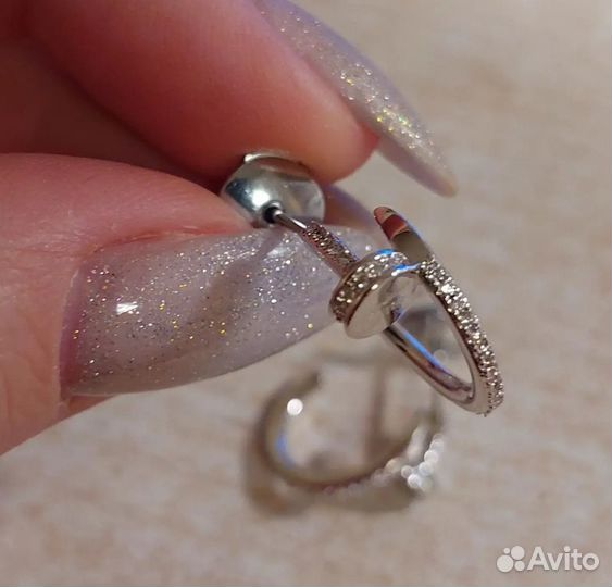 Серьги cartier гвоздь