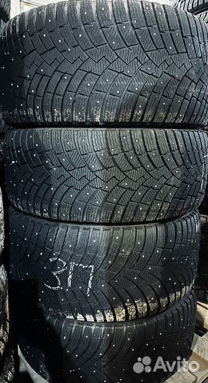 Pirelli Scorpion Ice Zero 2 275/40 R21 и 315/35 R21 111H