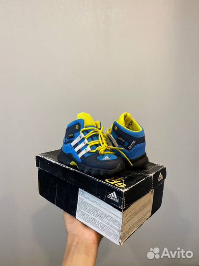 Adidas terrex