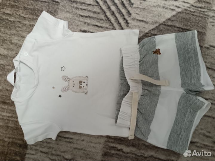 Одежда для новорожденных пакетом 50-56-62