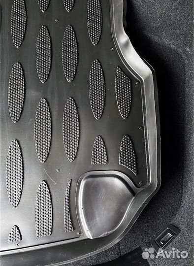 Коврик в багажник Mercedes-Benz M-class W163 1997