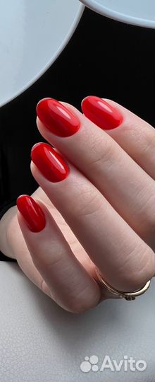 Мастер маникюра