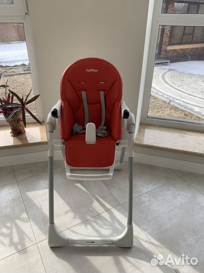Детский стульчик для кормления peg perego