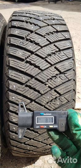 Goodyear Ultragrip Ice Arctic 205/55 R16