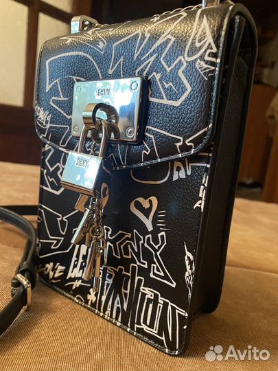 Сумка кросс боди dkny