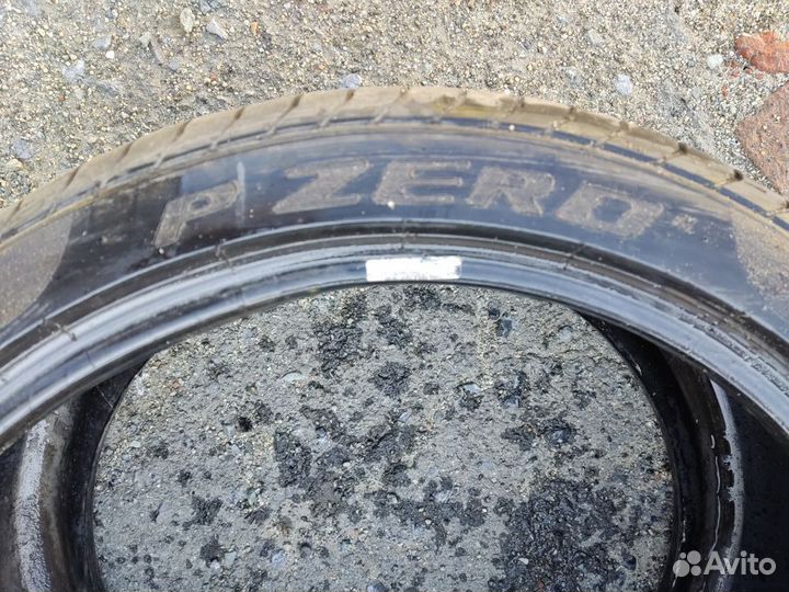 Pirelli P Zero 275/35 R20