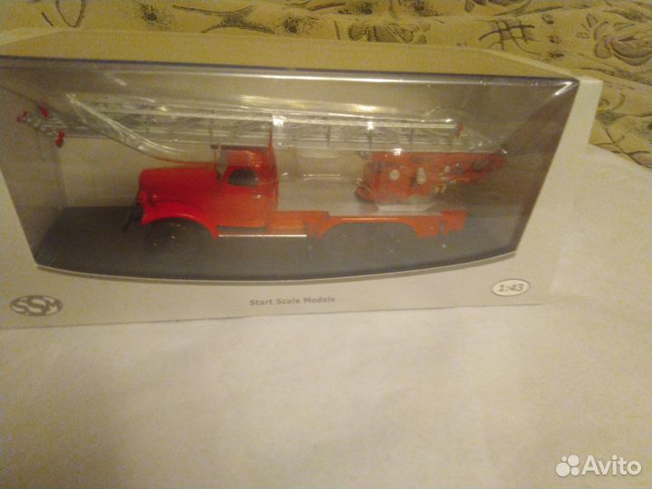 Пожарная Автолестница алм-30(157) модель 1/43