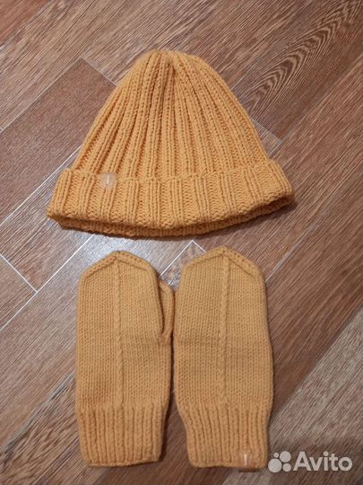 Шапка женская вязаная ручная работа