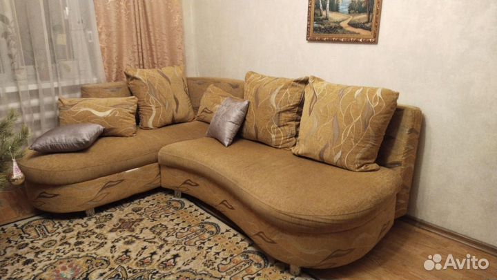 Угловой диван бу
