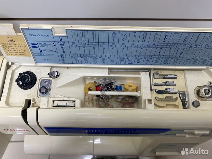 Бе 72 Швейная машина Janome My Excel 18W