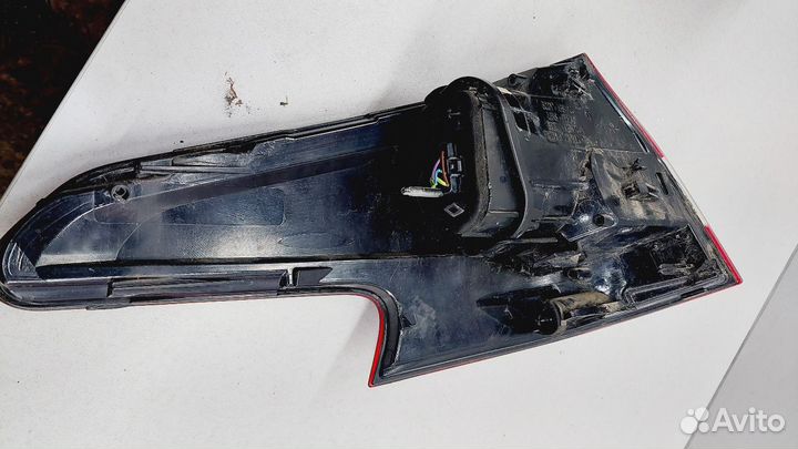 Фонарь задний правый Citroen C5