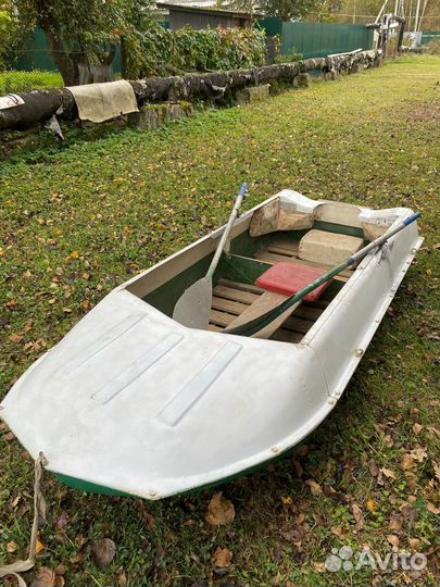 Продам Лодку