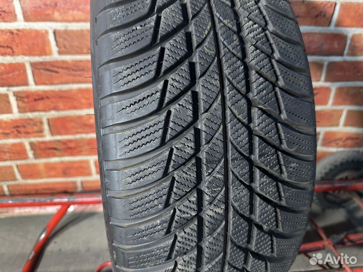 Bridgestone Blizzak LM-001 225/45 R18 95H