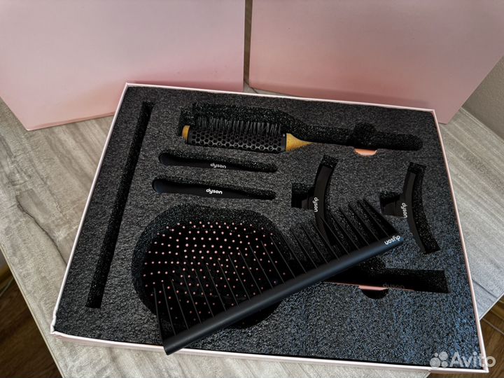 Набор расчесок Dyson