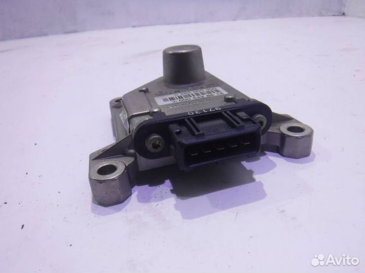 Датчик ускорения Мерседес