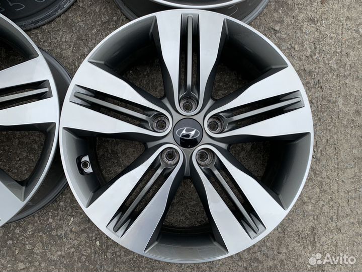 Диски оригинал Hyundai IX35 Tucson Creta R18