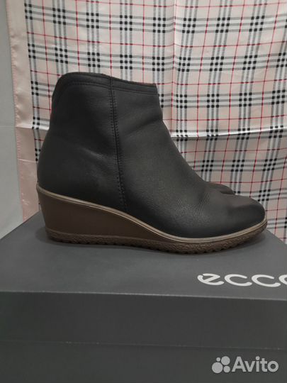 Полусапоги женские ecco 39р