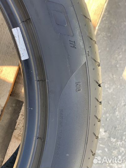 Pirelli P Zero 285/40 R21 111Y