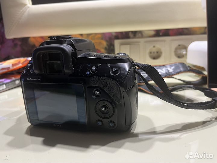 Зеркальный фотоаппарат Sony SAL1855