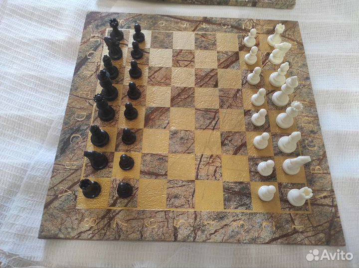 Шахматная доска из натурального камня
