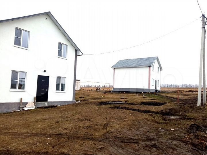 Коттедж 124 м² на участке 8 сот.