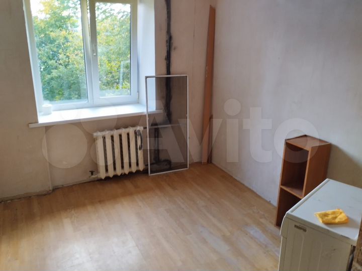 Комната 12,5 м² в 4-к., 2/5 эт.
