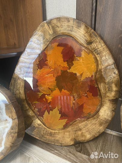 Столешница - эпоксидная смола в массиве дерева