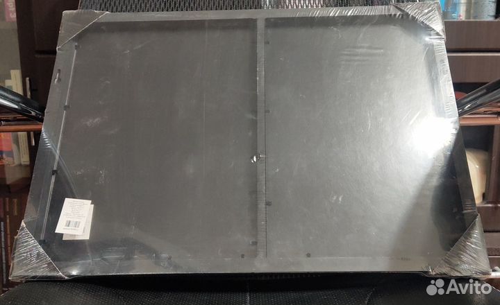 Доска-мемо с рамками для фото и календарём