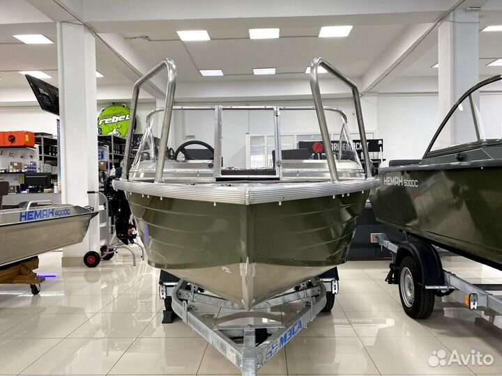 Моторная лодка Неман 400 DCM NEW с MR30ffes