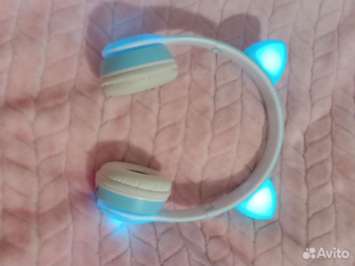 Беспроводные наушники с ушками