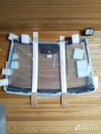 Стекло лобовое Хенда Крета 1,без подогрева