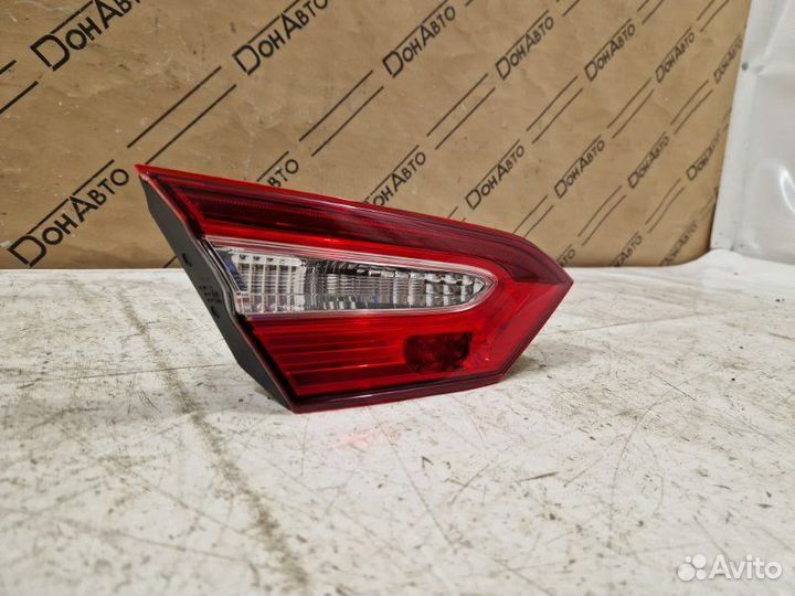 Фонарь левый Toyota Camry V70